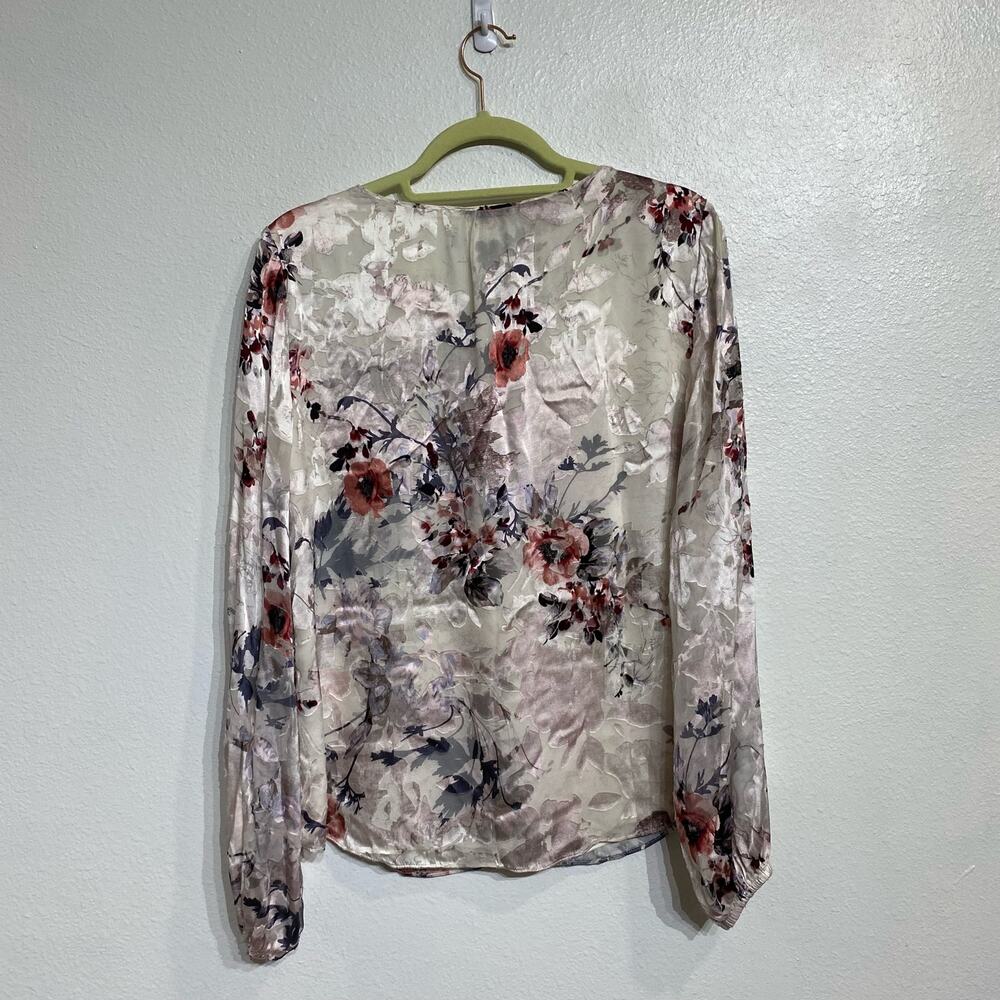 White House Black Market Floral Blouse Sz 10 - Picture 9 of 12